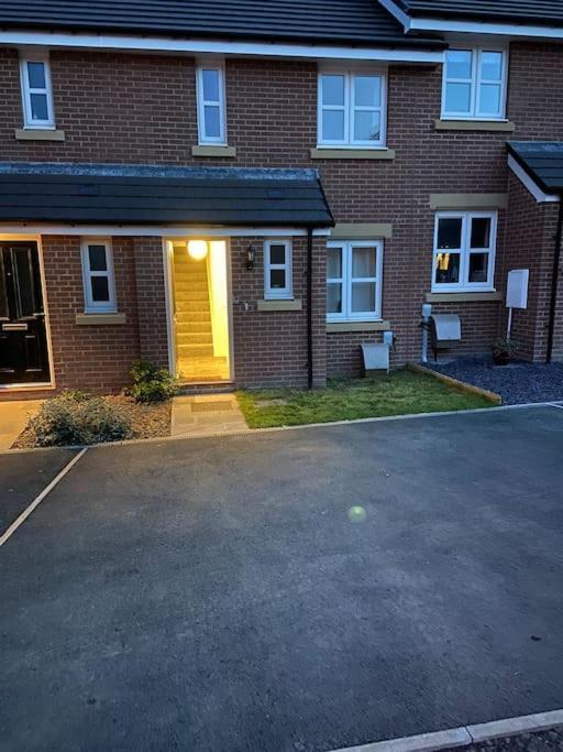Modern 2 Bed Nestled In The Abergavenny Hills Villa Exterior foto